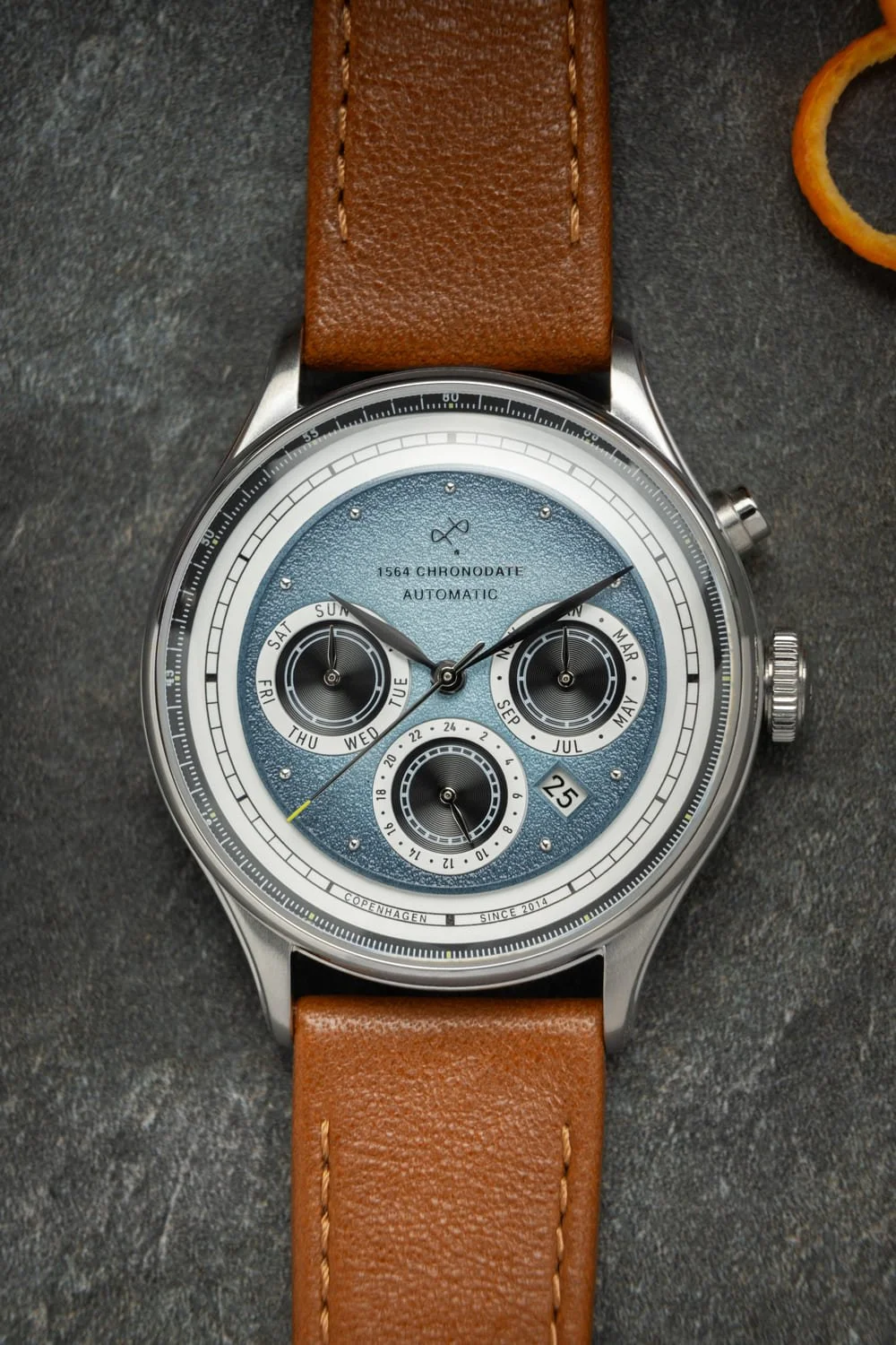 時計 1564 Chronodate Automatic ICE BLUE AV86 1564 Chornodate Automatic — Croft & Stern Jewelry Designs